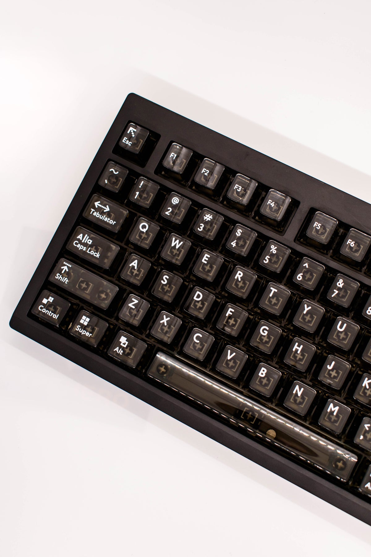 GMK81, 75% Компактна Механична Клавиатура с LCD Екран Custom Сглобка (VIA/QMK) (Custom Built) - TypeHero