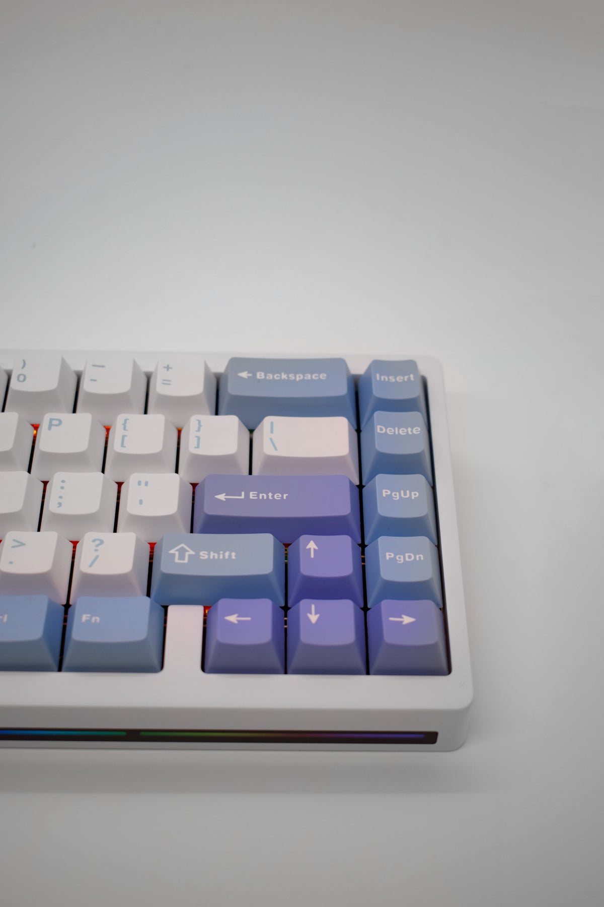 Pastel Fairytales NUT65 – 65-Key Fully Custom Mechanical Keyboard (Maple Leaf Tactile)