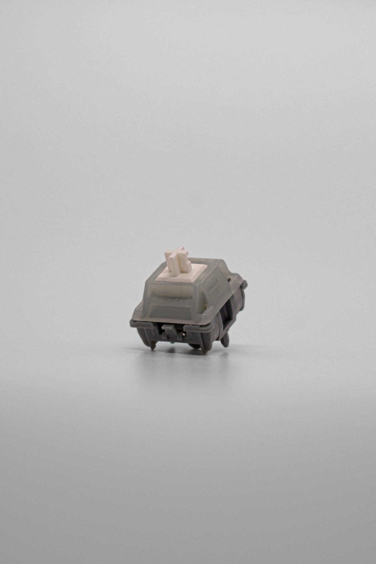 Gateron Everfree Grayish Tactile Switch Суичове за Механична Клавиатура Тактилни (10 броя) - TypeHero