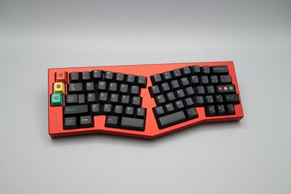 TypeHero Crimson Alice 65% Клавиатура (VIA)