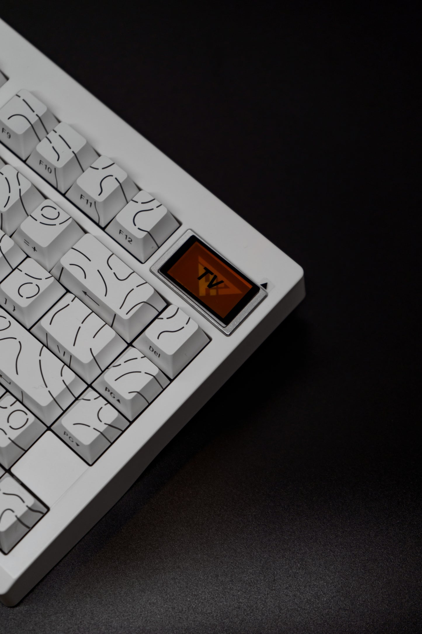 White Typewriter GMK81 75% Mechanical Keyboard Clicky Blue Switches
