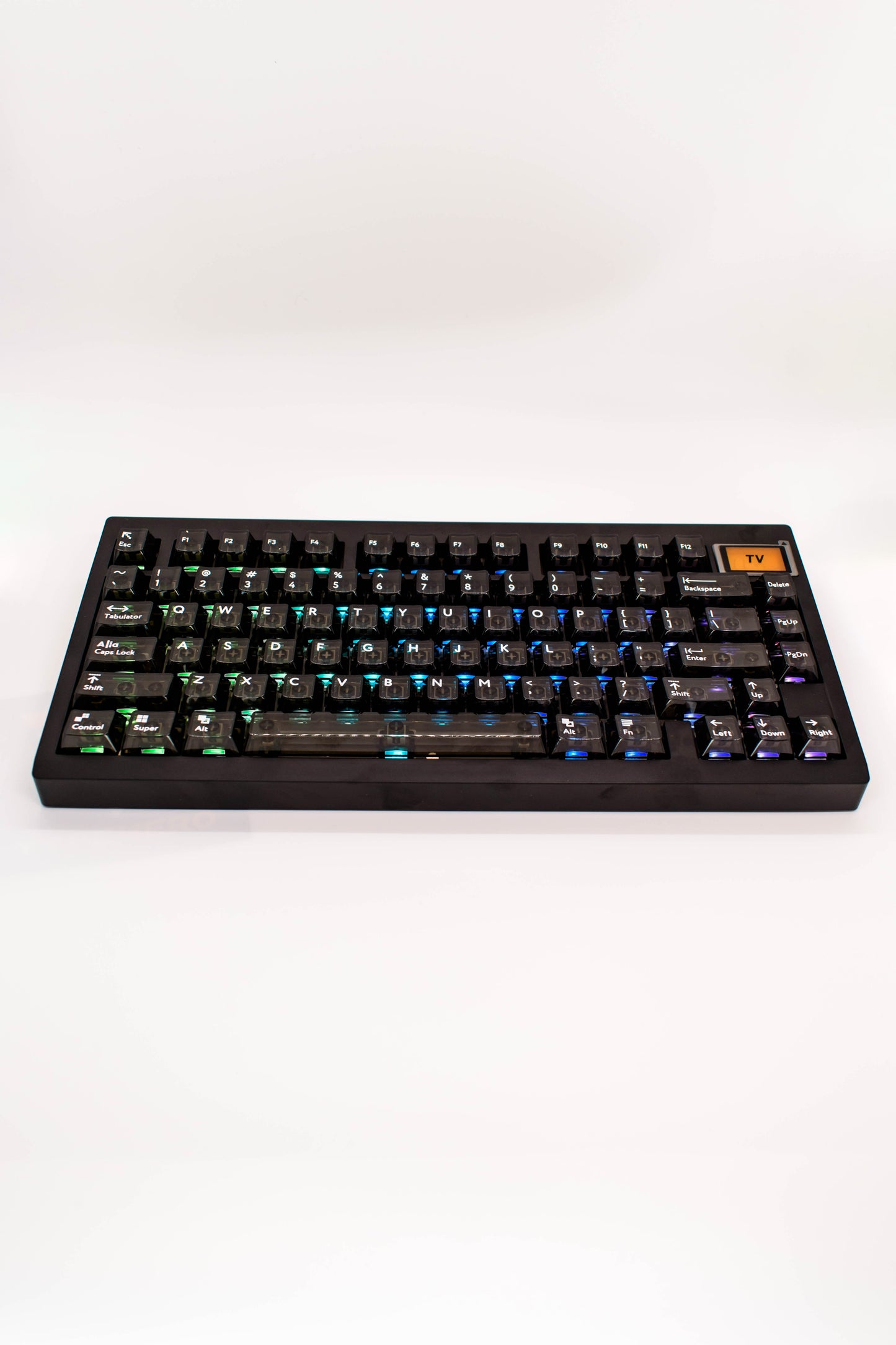 GMK81, 75% Компактна Механична Клавиатура с LCD Екран Custom Сглобка (VIA/QMK) (Custom Built) - TypeHero