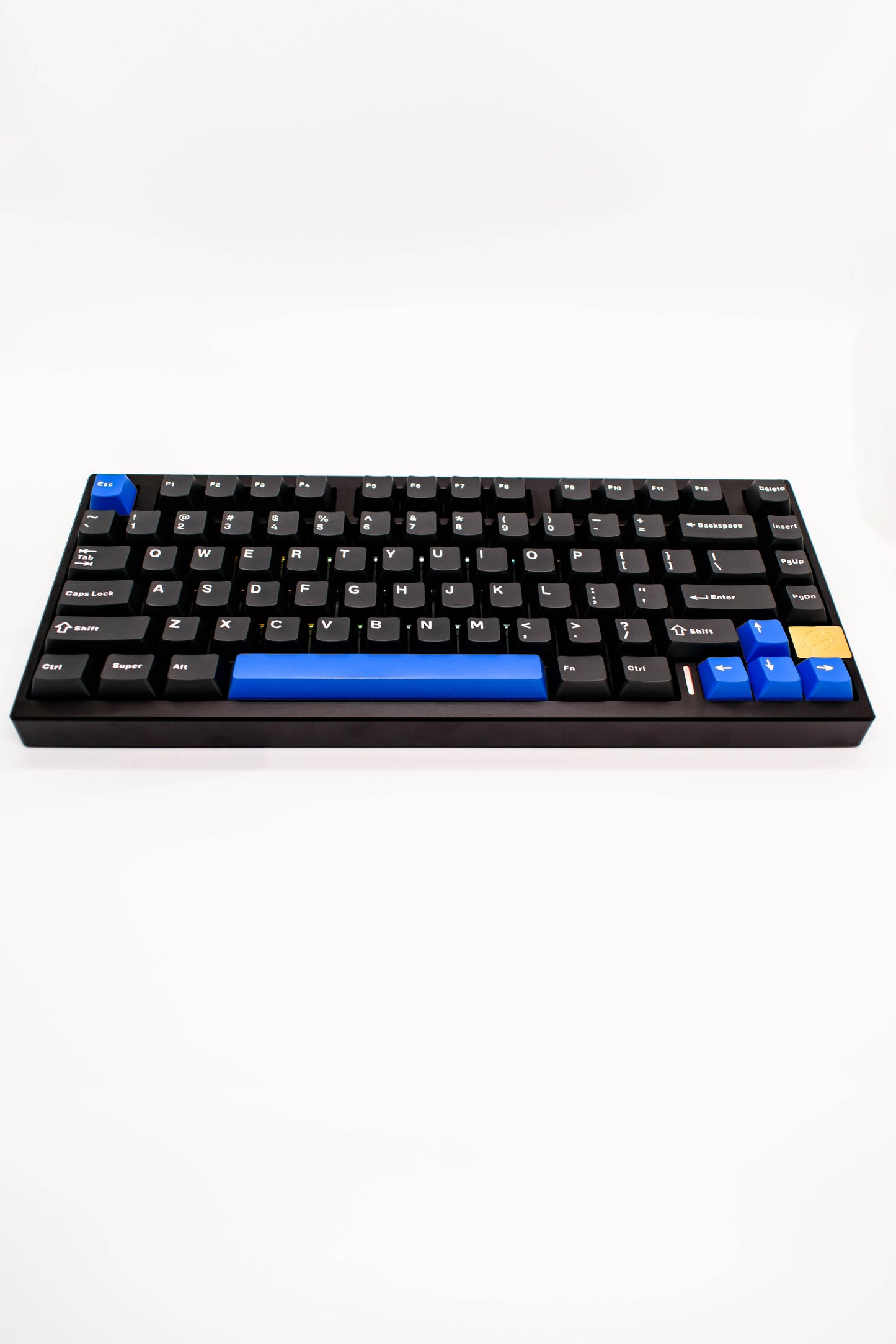 Yunzii AL75 & AL75 PRO Механична Алуминиева Клавиатура 75% Готова Сглобка (Pre-Built) - TypeHero