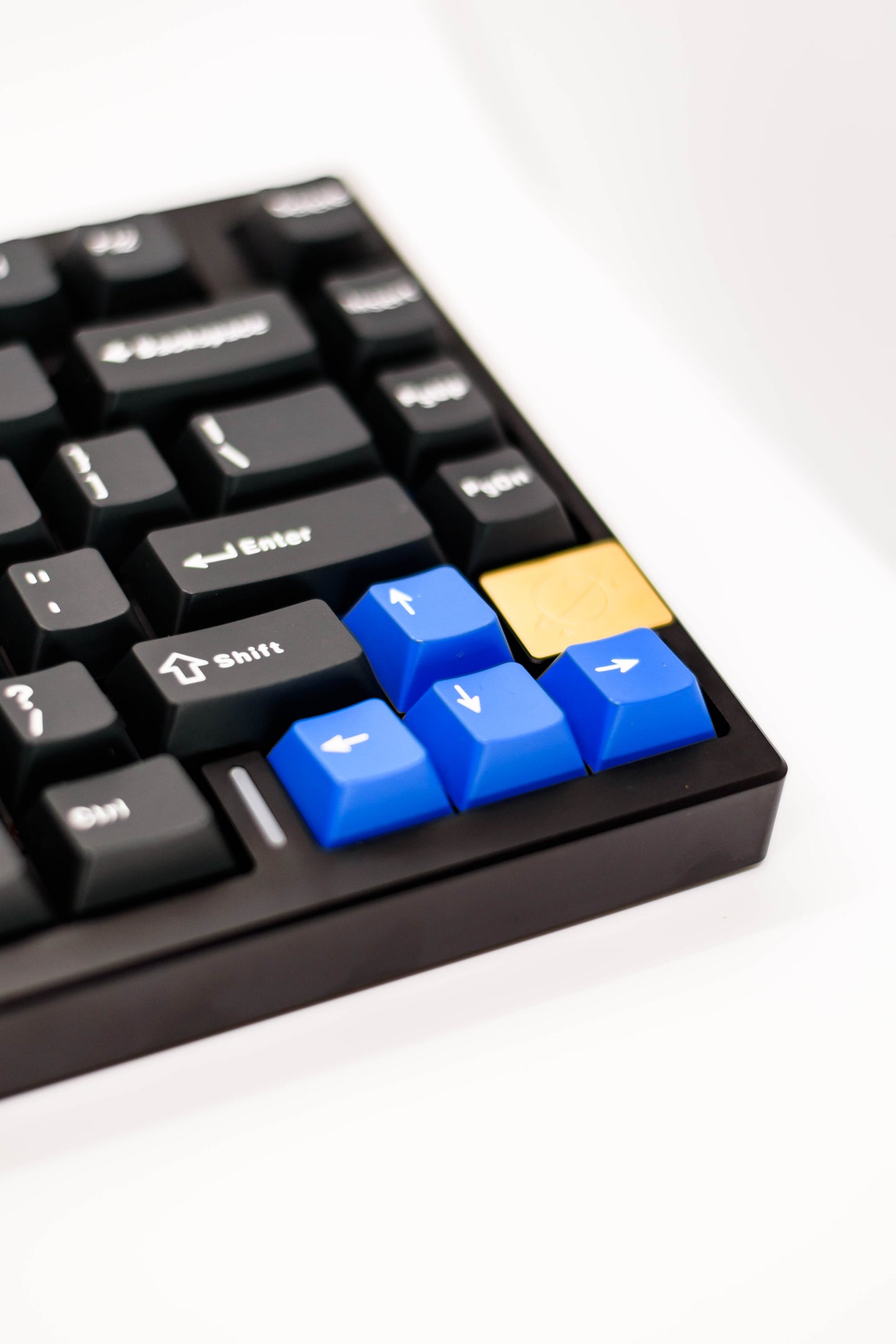 Yunzii AL75 & AL75 PRO Механична Алуминиева Клавиатура 75% Готова Сглобка (Pre-Built) - TypeHero