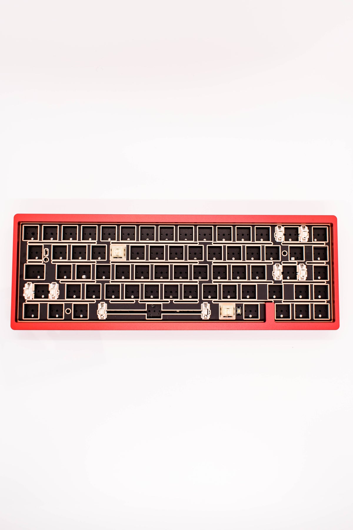 Lucky65 v2, 65% Компактна Алуминиева Основа за Механична Клавиатура Barebones (VIA) - TypeHero