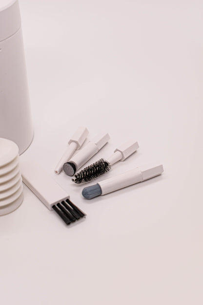 Desk and Keyboard Cleaning Tool Мулти Инструмент за Почистване на Бюро и Клавиатура - TypeHero