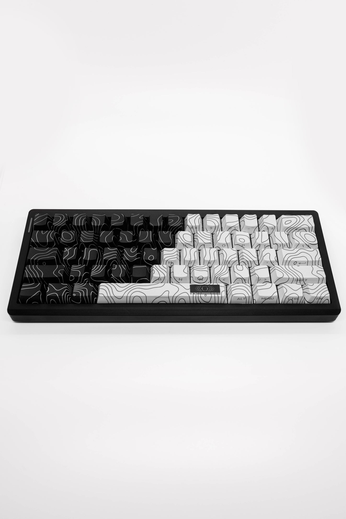 GMK61 60% Механична Клавиатура Комплект (Сглоби си сам) - TypeHero