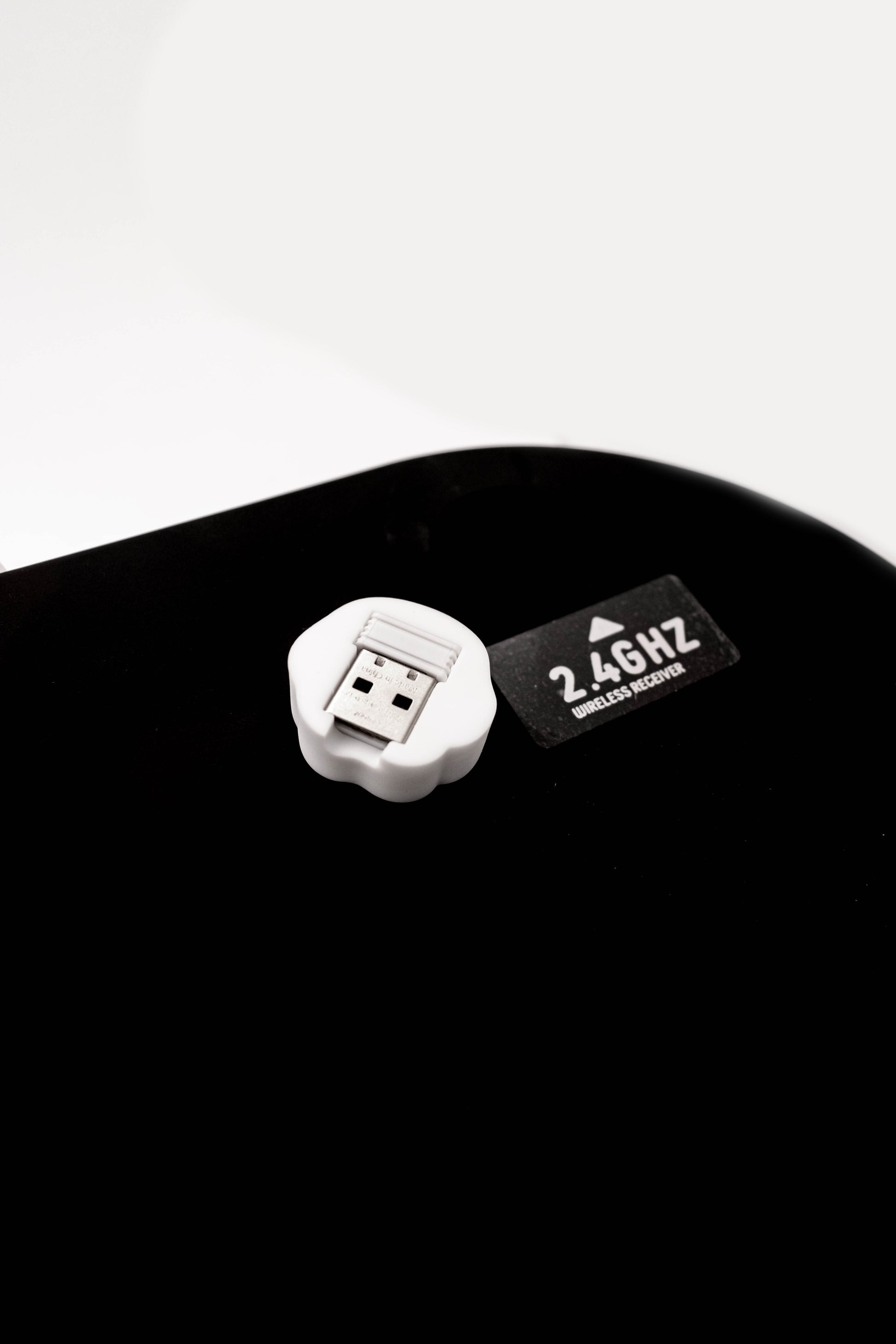 Yunzii C68 Механична Клавиатура 65% Panda Edition (Pre-Built) - TypeHero