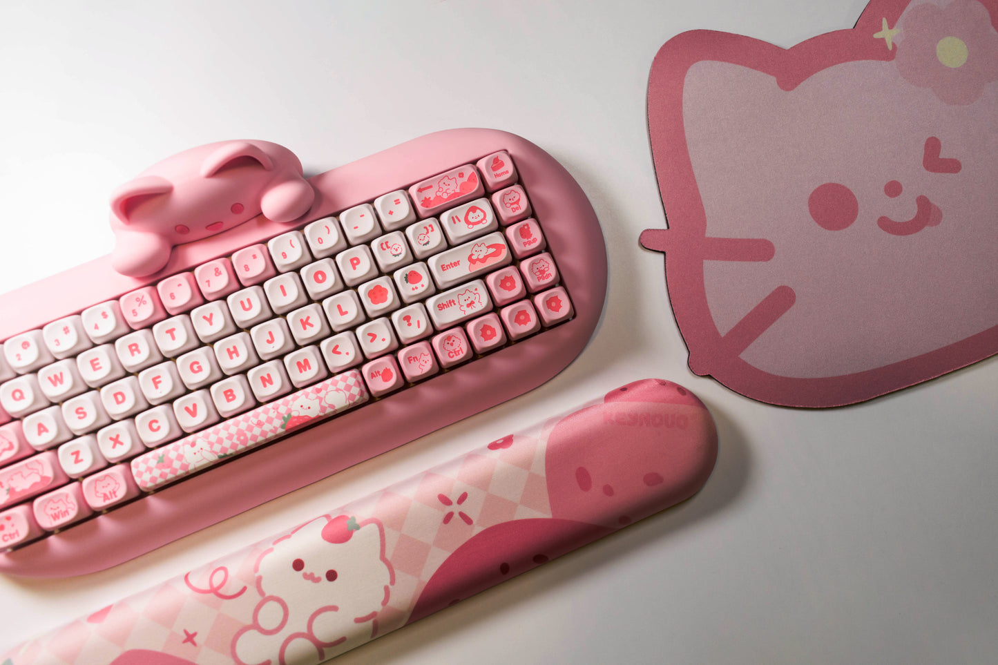 Yunzii Wrist Rest - Висококачествена Ергономична Поставка за Китки Panda / Cat - TypeHero