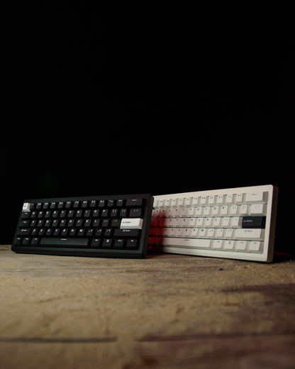GMK61 (Pre-Built) 60% Компактна Механична Клавиатура с Линейни суичове - TypeHero